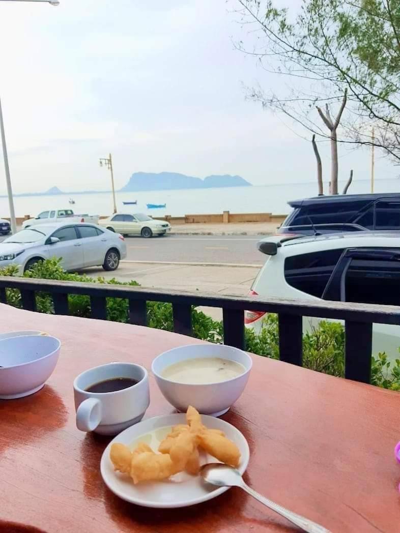 Zea Zide Hotel 班武里府 外观 照片