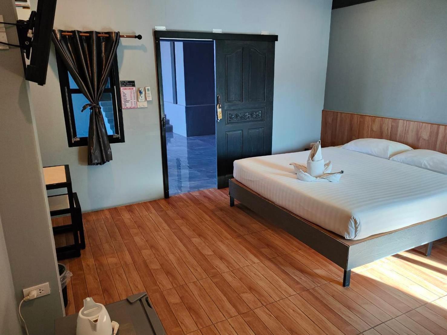 Zea Zide Hotel 班武里府 外观 照片